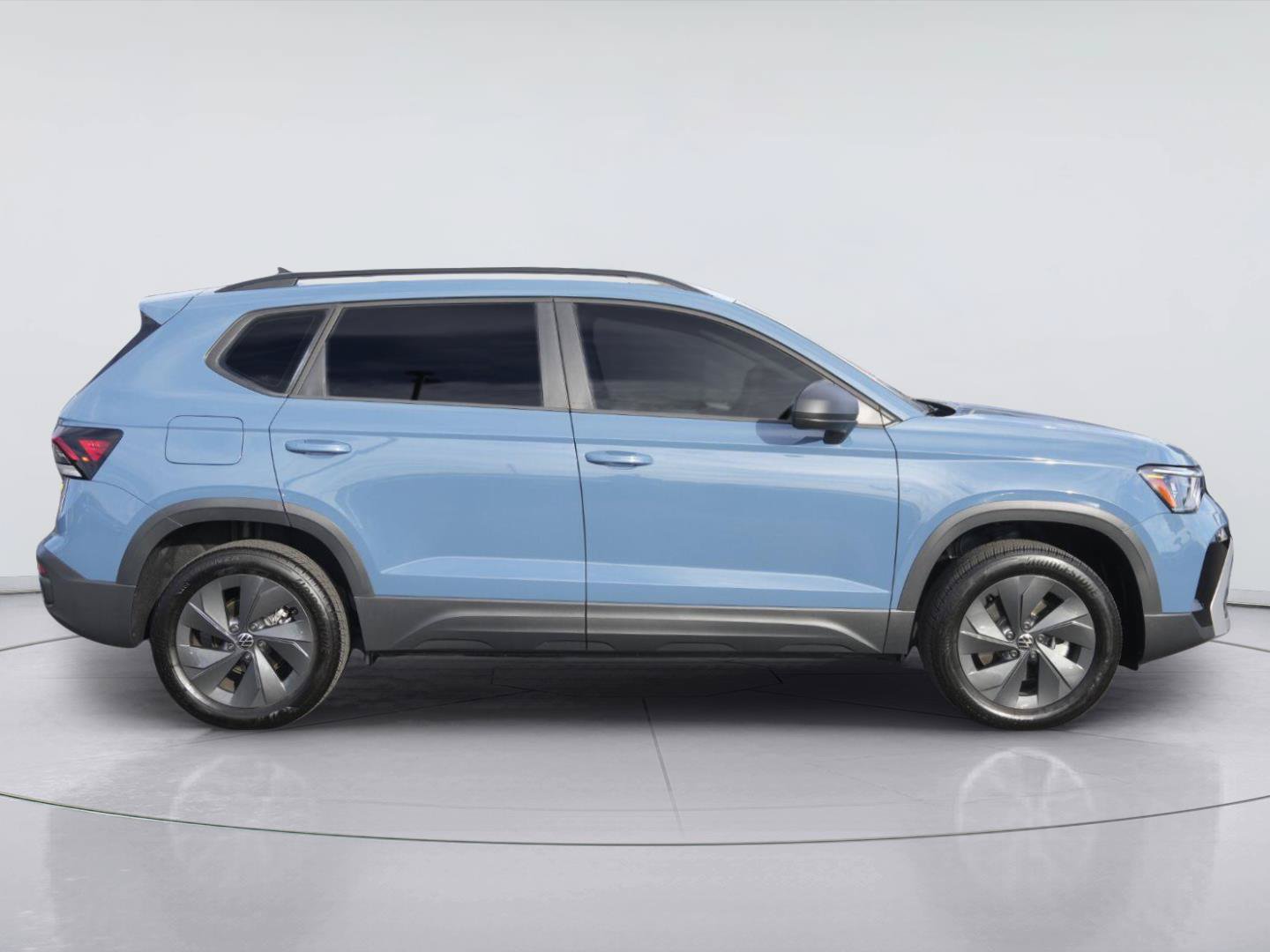 Used 2026 Volkswagen Taos S FWD image 5