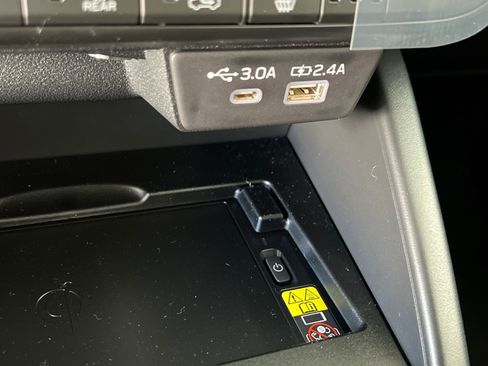 Used 2026 Subaru Outback Limited XT w/ Premium/Limited Package 2 image 32