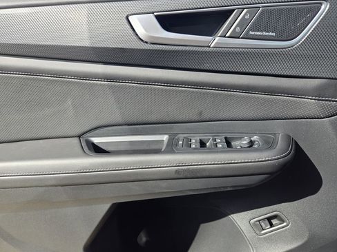 New 2026 Volkswagen Atlas Cross Sport SEL Premium R-Line image 18