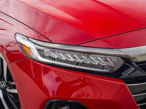 Used 2022 Honda Accord Sport image 4