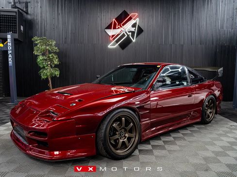 Used 1993 Nissan 240SX Hatchback RWD image 1