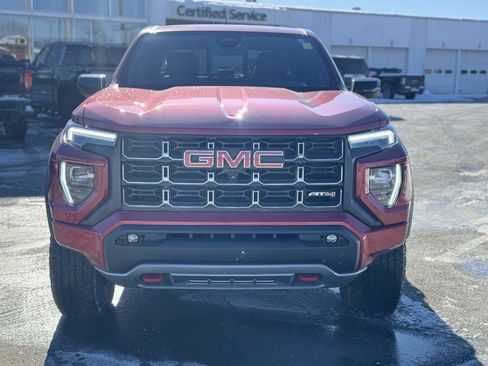 Used 2023 GMC Canyon AT4 w/ AT4 Premium Package image 9