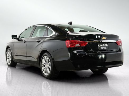 Used 2016 Chevrolet Impala LT w/ Convenience Package FWD image 3
