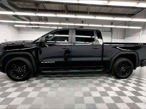 Used 2023 GMC Sierra 1500 Pro w/ Graphite Edition AWD/4WD image 14