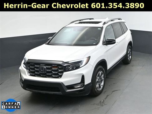 Used 2023 Honda Passport TrailSport image 30