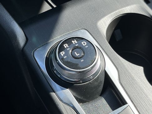 Used 2025 Ford Escape ST-Line image 25