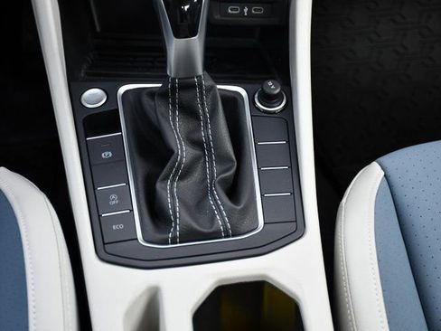 New 2026 Volkswagen Jetta SE FWD image 27