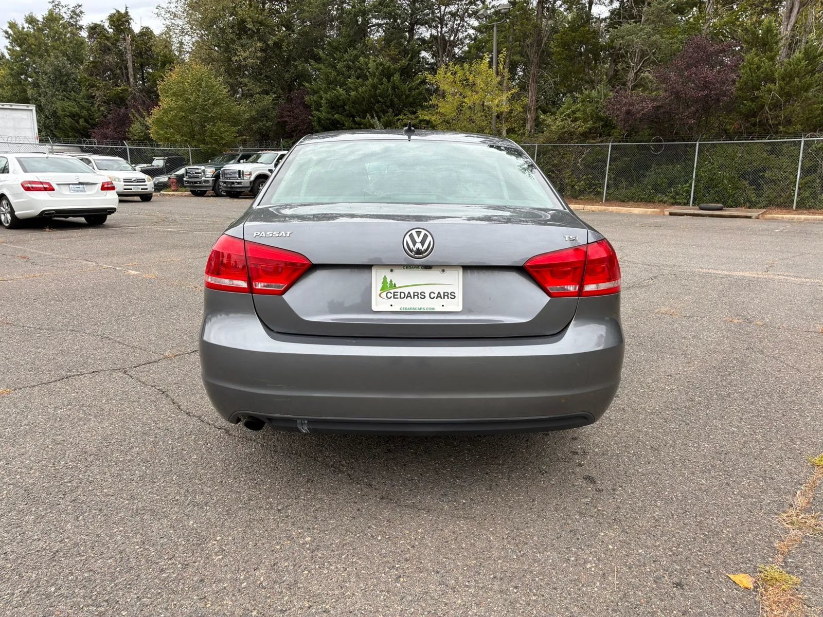 Used 2015 Volkswagen Passat 1.8T Limited Edition FWD image 6
