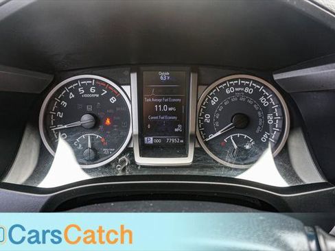 Used 2020 Toyota Tacoma SR5 RWD image 26
