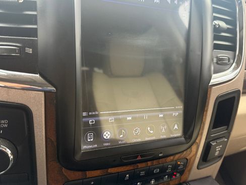 Used 2018 RAM 3500 Laramie Longhorn w/ Longhorn Southfork Package image 42