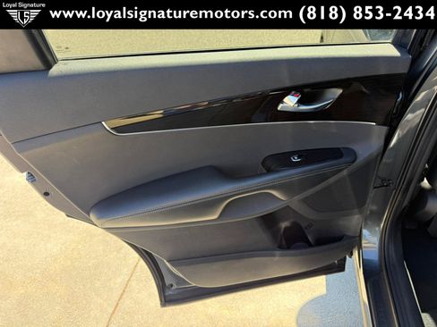 Used 2020 Kia Sorento EX FWD image 18