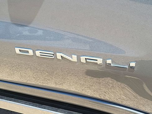 Certified 2023 GMC Sierra 1500 Denali w/ Technology Package AWD/4WD image 33