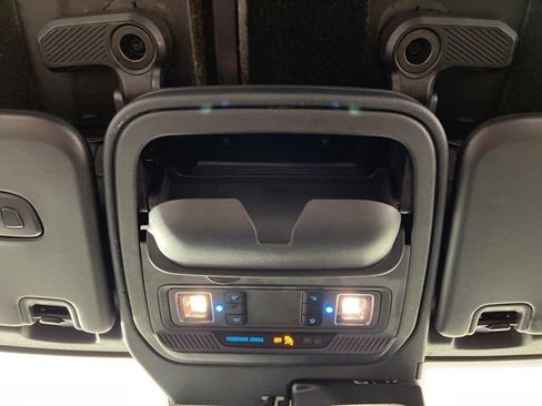 Used 2021 Ford Bronco Outer Banks AWD/4WD image 32