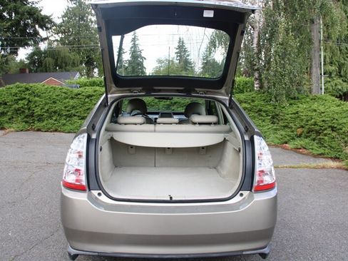 Used 2007 Toyota Prius Touring FWD image 17