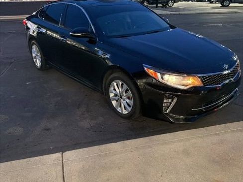 Used 2018 Kia Optima S w/ Panoramic Sunroof Package image 1