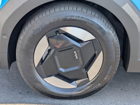 New 2026 Kia EV9 Wind image 13