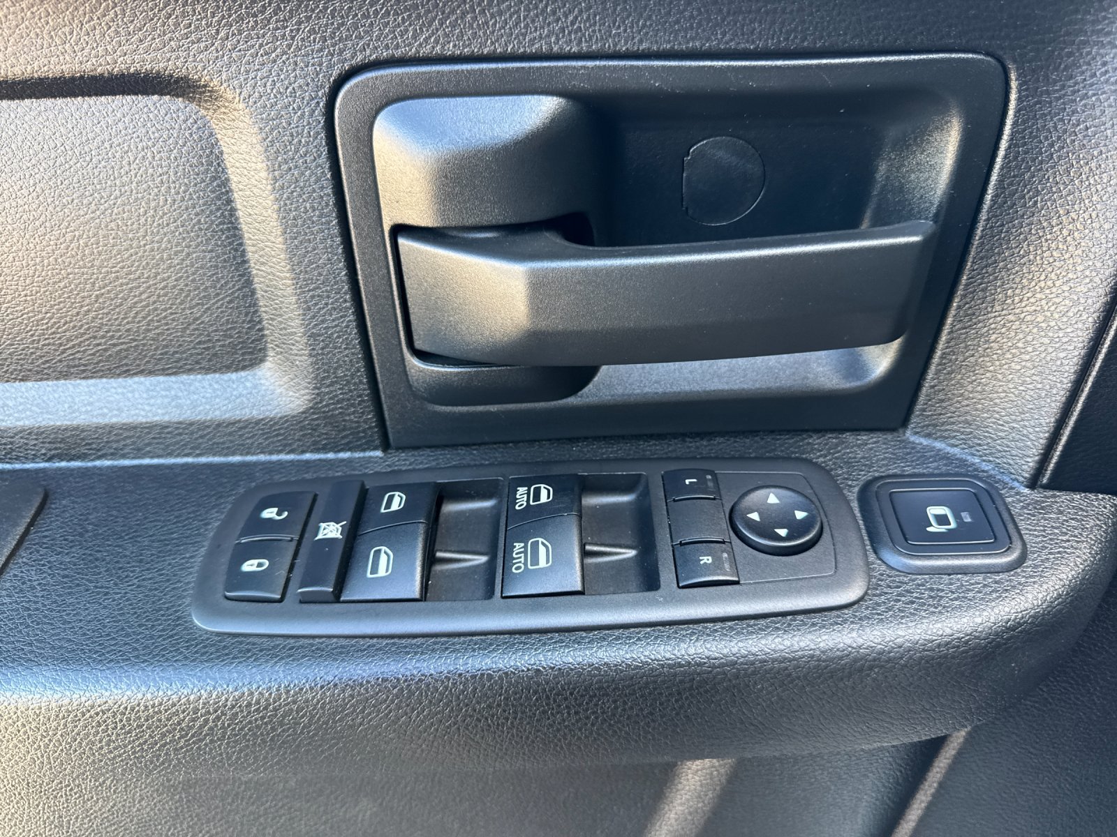 Used 2024 RAM 2500 Tradesman AWD/4WD image 11