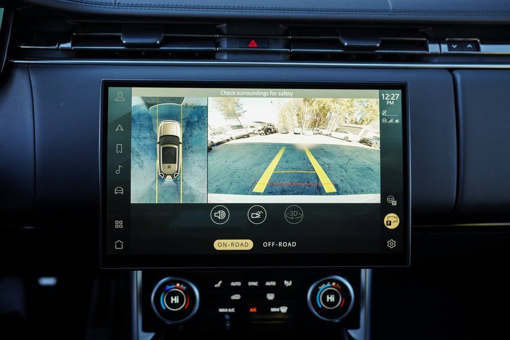Used 2022 Land Rover Range Rover SE AWD/4WD image 32