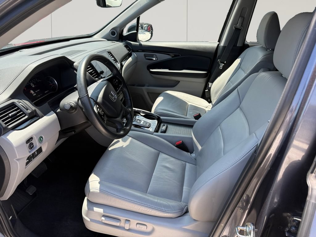 Used 2021 Honda Pilot Touring image 10