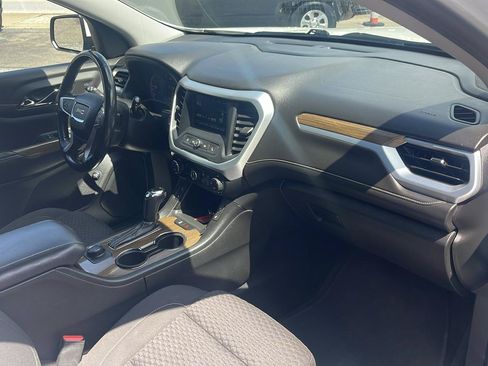Used 2019 GMC Acadia SLE AWD/4WD image 19