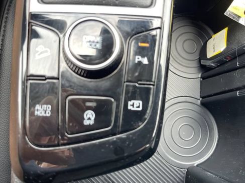 Used 2023 Kia Sportage EX FWD image 22
