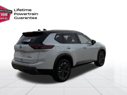 Certified 2025 Nissan Rogue SL w/ Tech Package AWD/4WD image 6