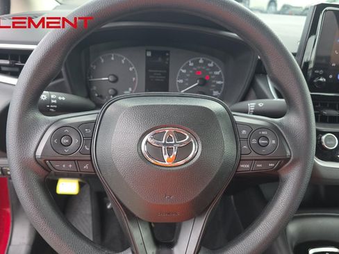 Used 2025 Toyota Corolla LE w/ Convenience Package FWD image 12