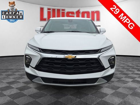 Used 2024 Chevrolet Blazer LT FWD image 2