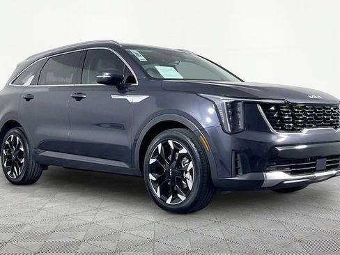 Certified 2026 Kia Sorento EX FWD image 3