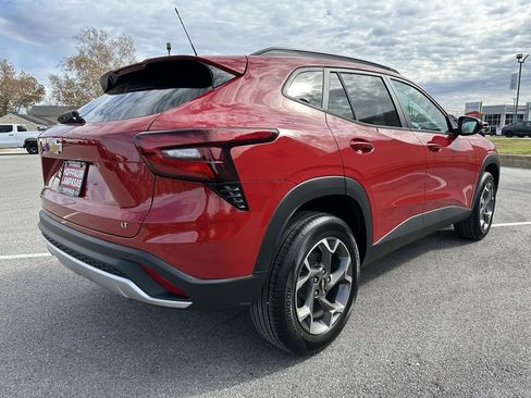 New 2026 Chevrolet Trax LT image 5