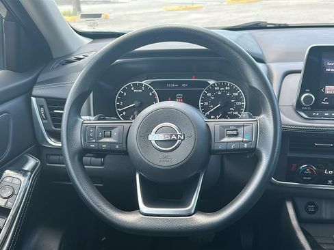 Used 2024 Nissan Rogue SV AWD/4WD image 23