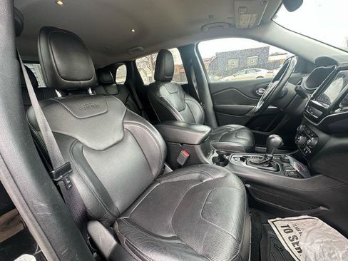 Used 2020 Jeep Cherokee Limited AWD/4WD image 17