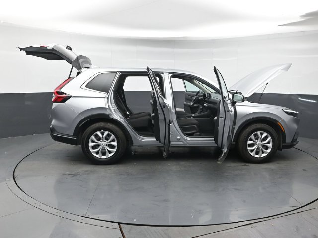 Used 2025 Honda CR-V LX image 45