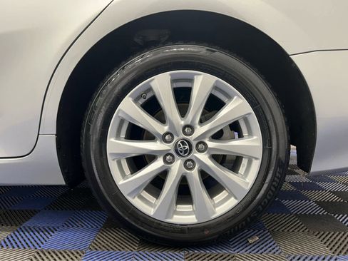 Used 2018 Toyota Camry LE image 13