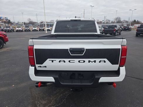 New 2026 Toyota Tacoma TRD Off-Road AWD/4WD image 6
