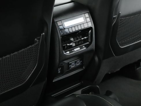 Used 2021 Jeep Grand Cherokee L Limited image 6