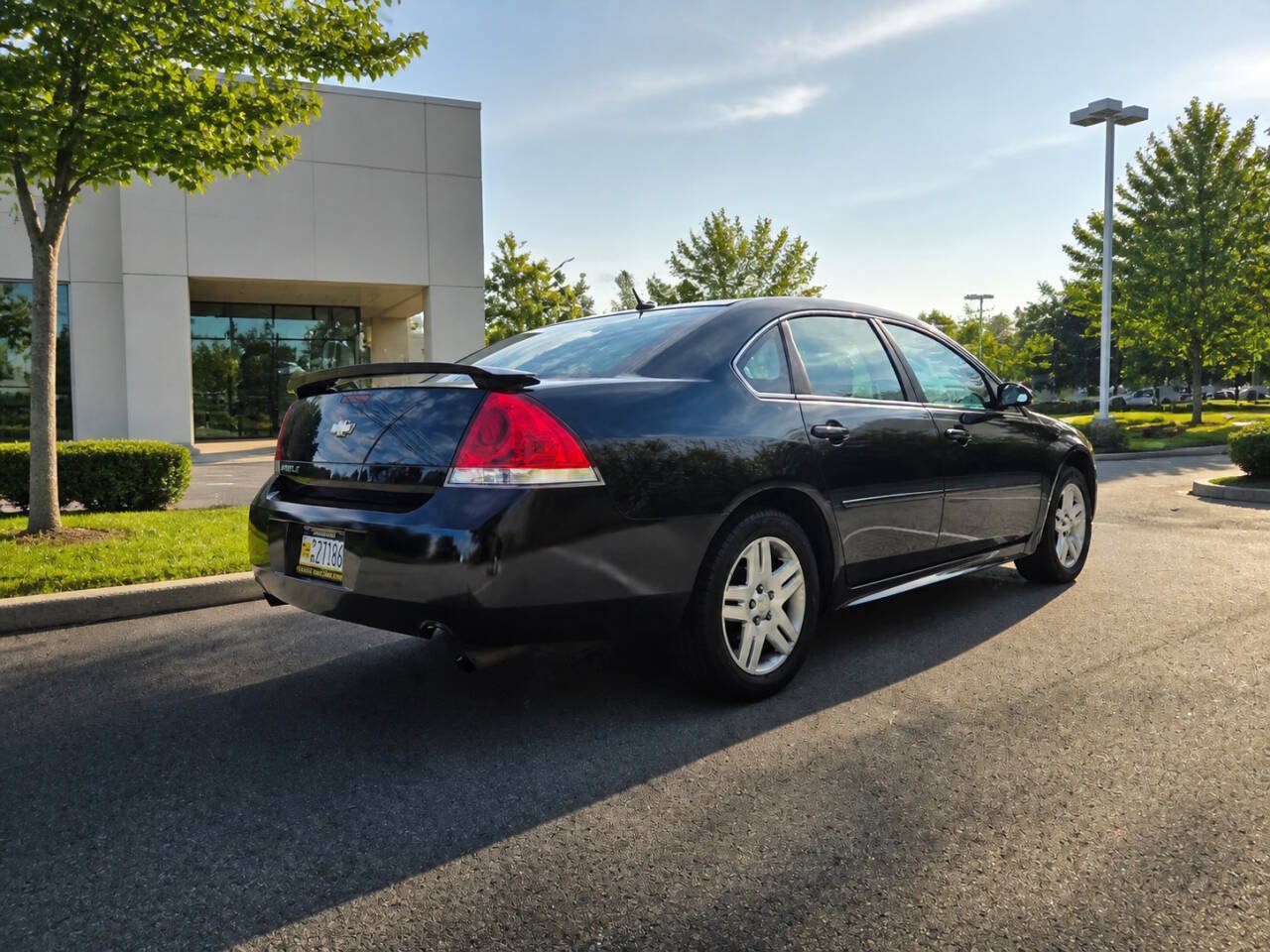 Used 2012 Chevrolet Impala LT w/ LT Sunroof Package FWD image 2