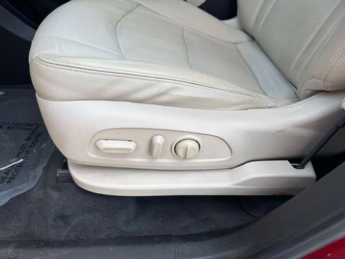 Used 2021 Buick Enclave Essence w/ Sound and Sites Package FWD image 19