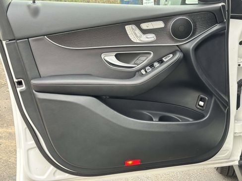 Used 2022 Mercedes-Benz GLC 300 4MATIC image 20