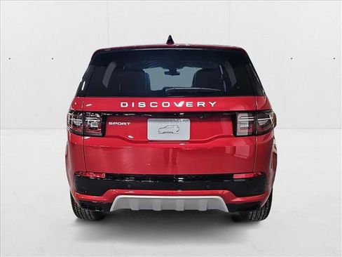 New 2025 Land Rover Discovery Sport S image 6