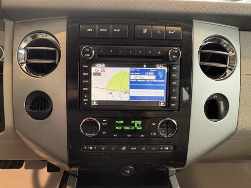 Used 2012 Ford Expedition Limited RWD image 18