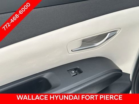 Used 2023 Hyundai Tucson SEL w/ Convenience Package AWD/4WD image 15