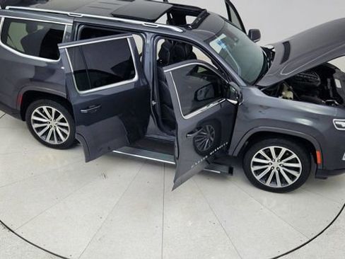 Used 2022 Jeep Grand Wagoneer Series II w/ Convenience Group III image 89