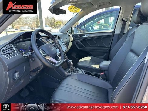 Used 2024 Volkswagen Tiguan SE image 15
