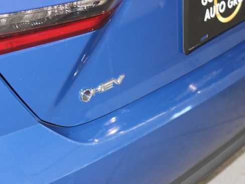 Used 2025 Toyota Camry SE FWD image 26