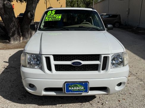 Used 2005 Ford Explorer Sport Trac XLT RWD image 2