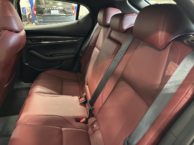 New 2026 MAZDA MAZDA3 Carbon AWD/4WD image 31