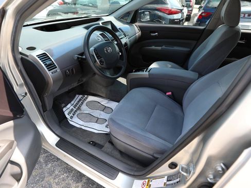 Used 2005 Toyota Prius FWD image 16