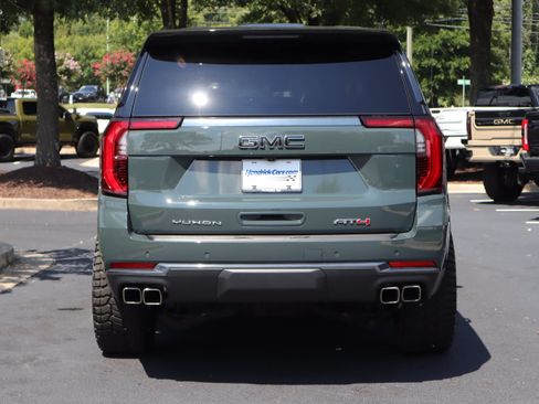 Used 2026 GMC Yukon AT4 AWD/4WD image 37