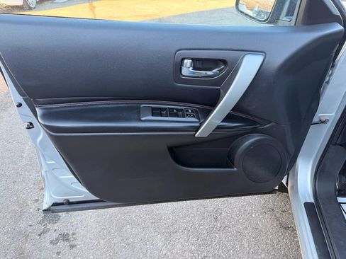 Used 2009 Nissan Rogue SL image 12